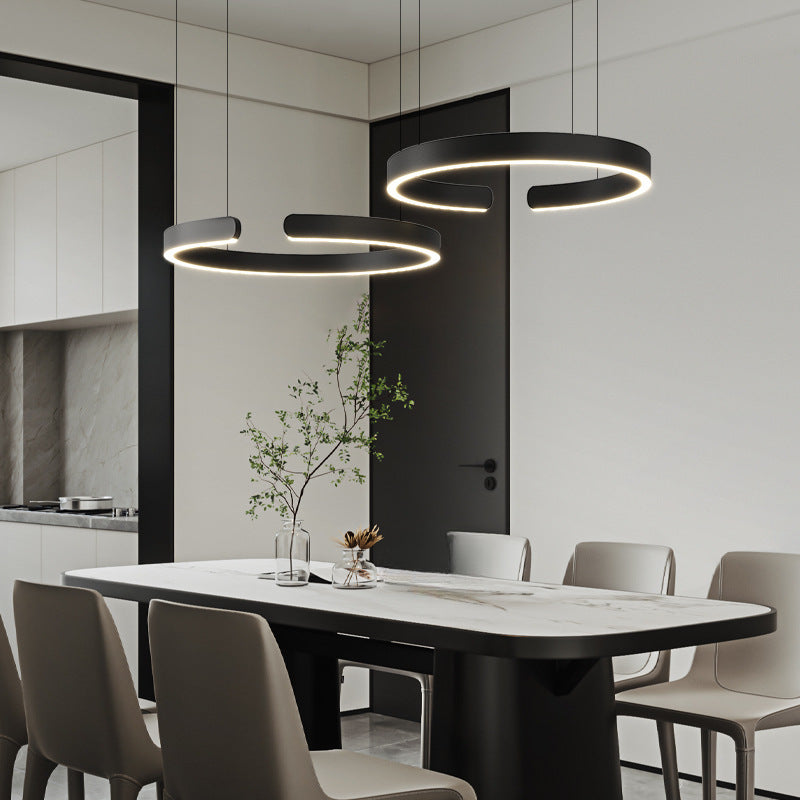 Stylowa wisząca lampa pierścieniowa LED do nowoczesnych wnętrz