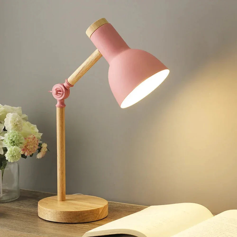 Kompaktowa regulowana lampa biurkowa