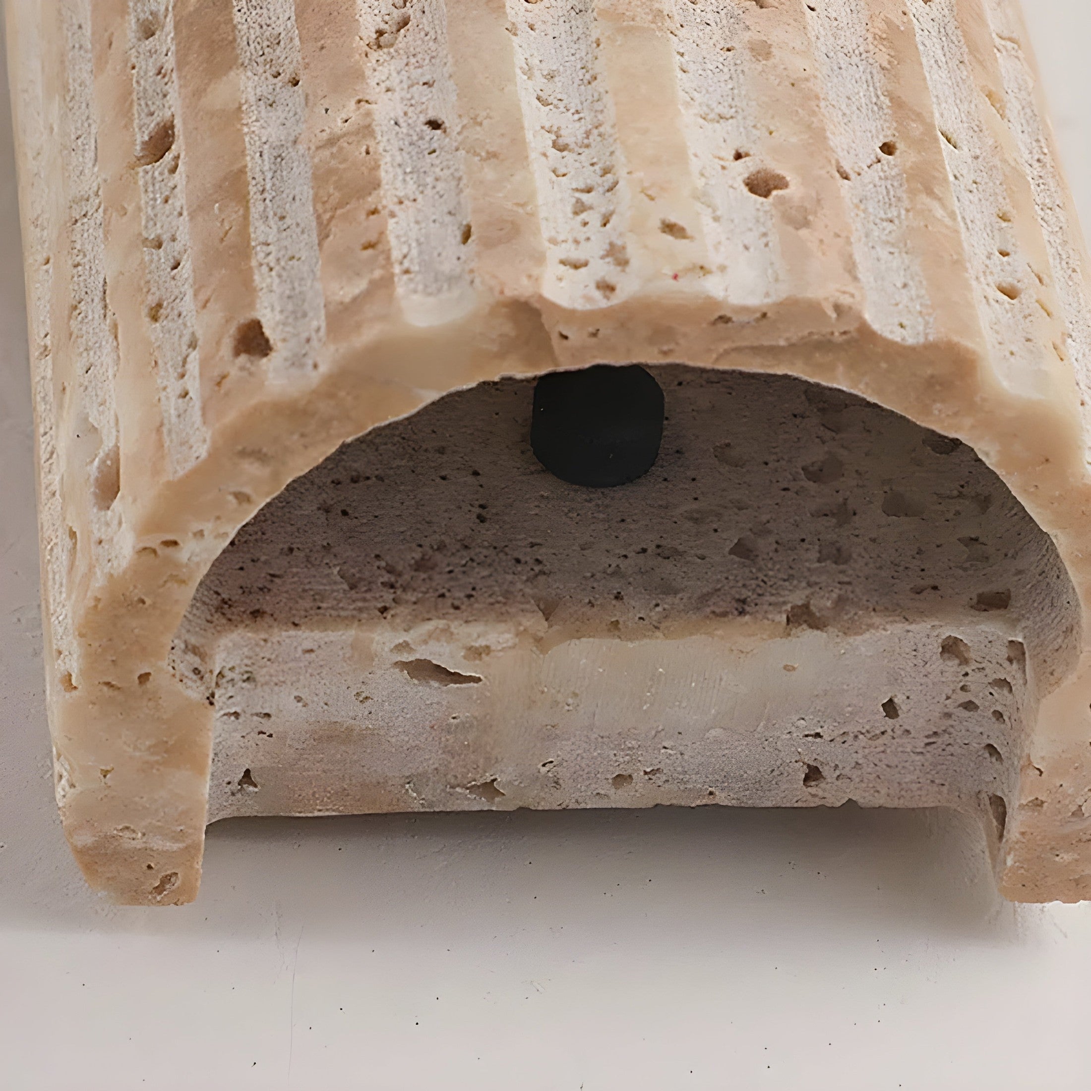 Lampa ścienna z naturalnego kamienia do dekoracyjnego oświetlenia