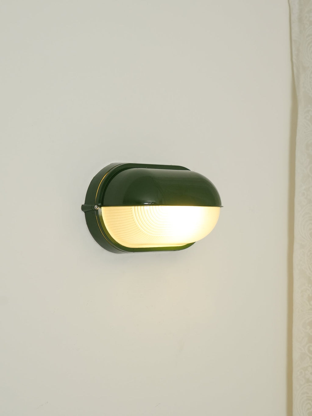 Zewnętrzna lampa ścienna odporna na warunki trwała styl industrialny