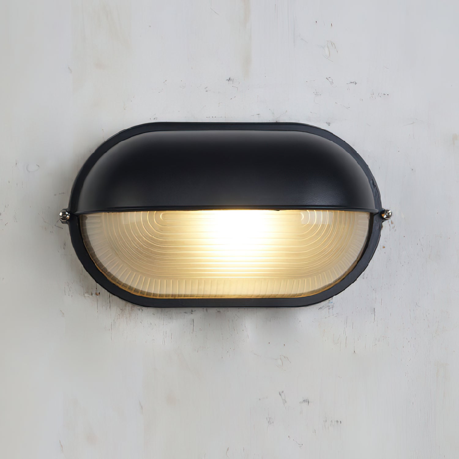 Wytrzymała trwała odporna na warunki atmosferyczne lampa ścienna zewnętrzna o industrialnym designie