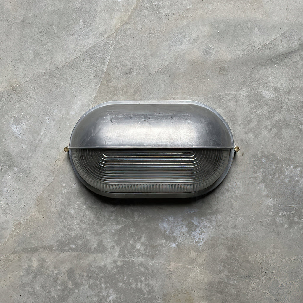Zewnętrzna lampa ścienna odporna na warunki trwała styl industrialny