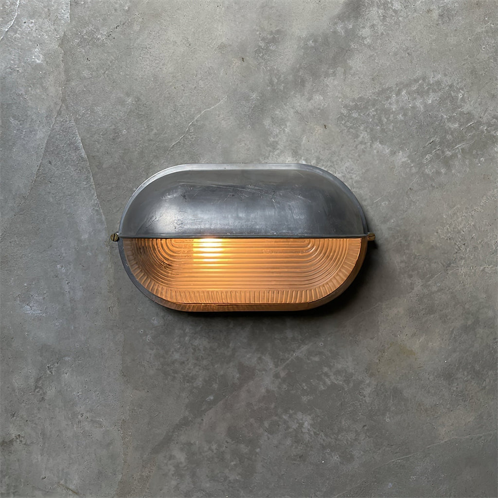 Wytrzymała trwała odporna na warunki atmosferyczne lampa ścienna zewnętrzna o industrialnym designie