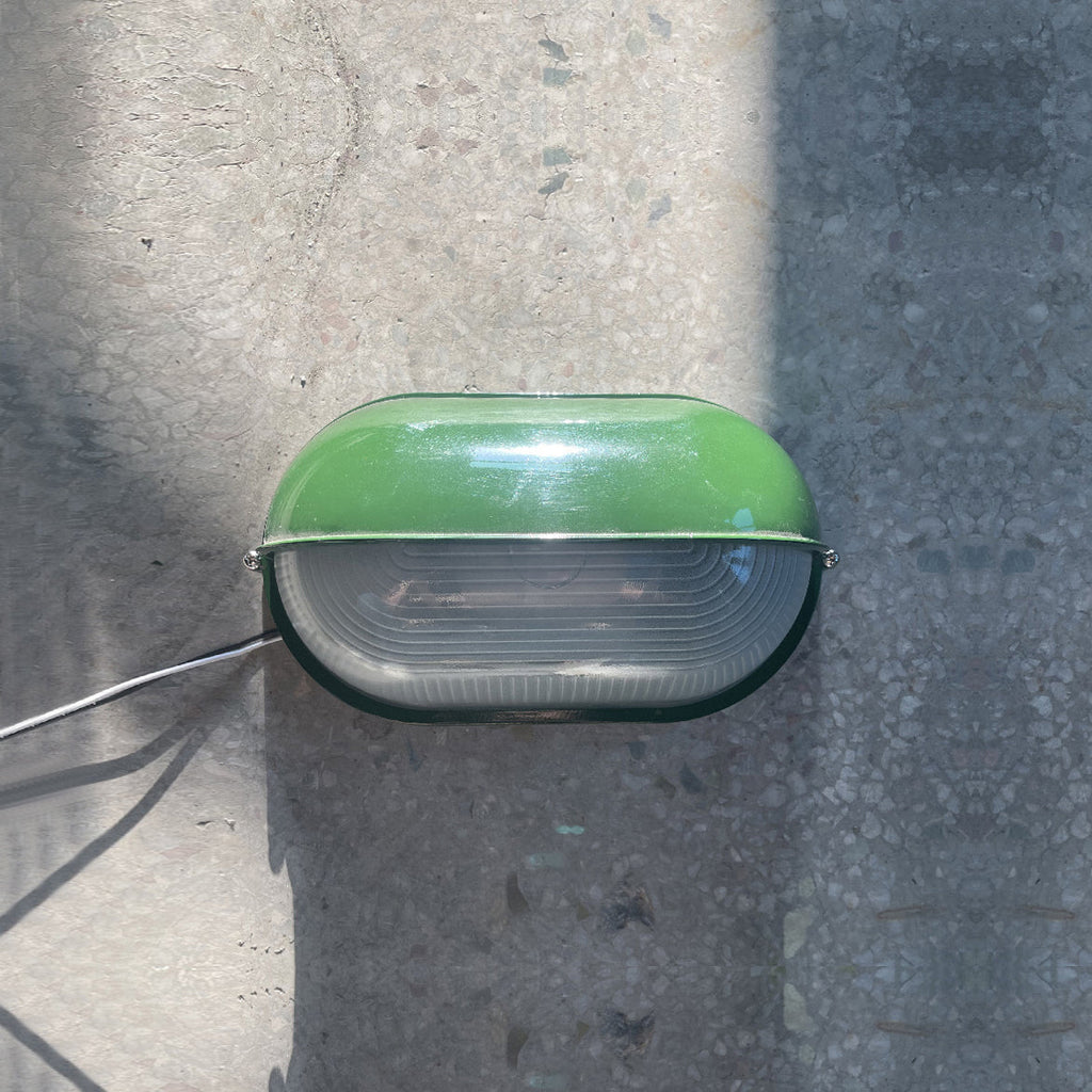 Wytrzymała trwała odporna na warunki atmosferyczne lampa ścienna zewnętrzna o industrialnym designie