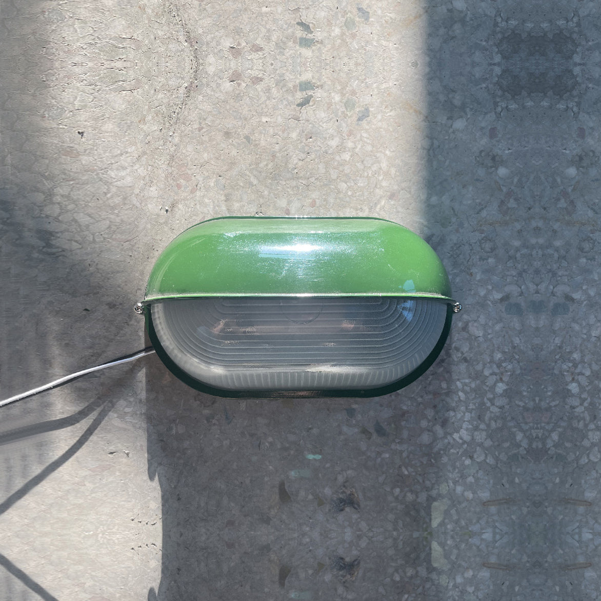 Zewnętrzna lampa ścienna odporna na warunki trwała styl industrialny