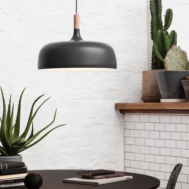 Skandynawska lampa sufitowa LED do jadalni i kuchni