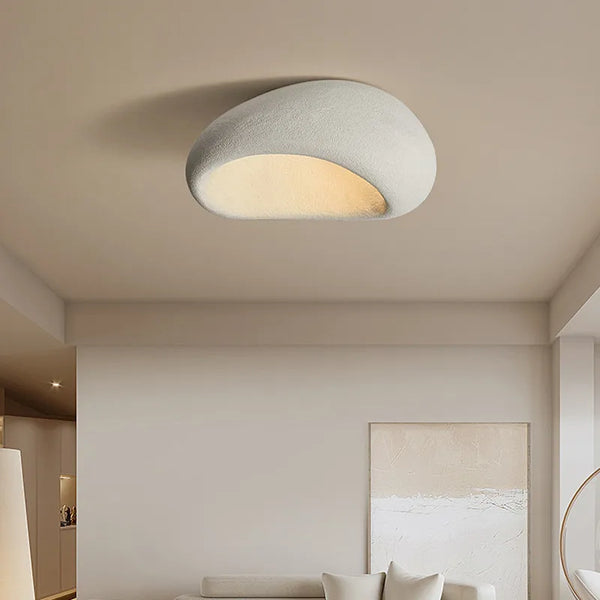 Minimalistyczna Lampa Sufitowa w Stylu Wabi-Sabi dla Spokojnego Wnętrza