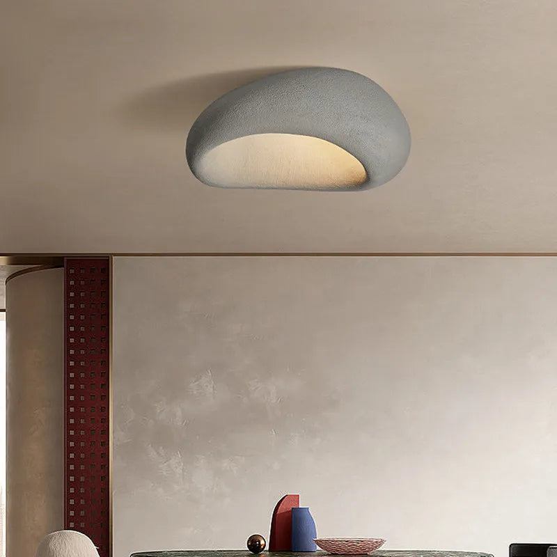Minimalistyczna Lampa Sufitowa w Stylu Wabi-Sabi dla Spokojnego Wnętrza