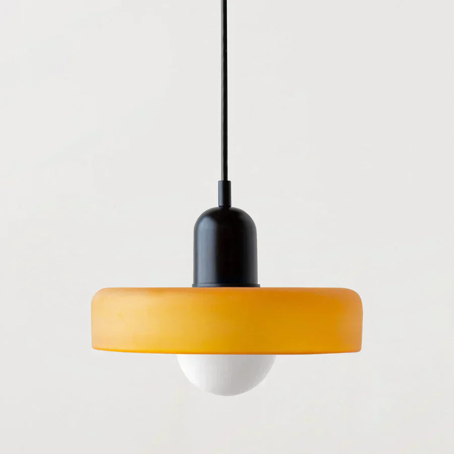 Stylowa marmurowa lampa wisząca sufitowa w stylu skandynawskim