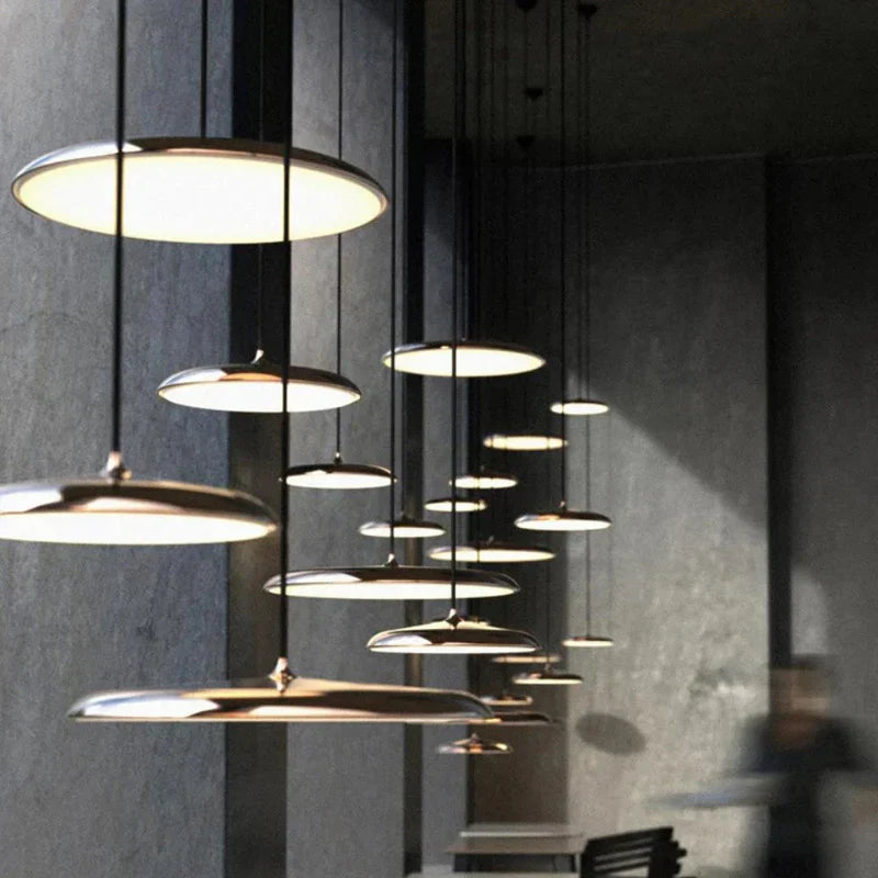 Nowoczesna skandynawska lampa wisząca LED – stylowe oświetlenie do wnętrz
