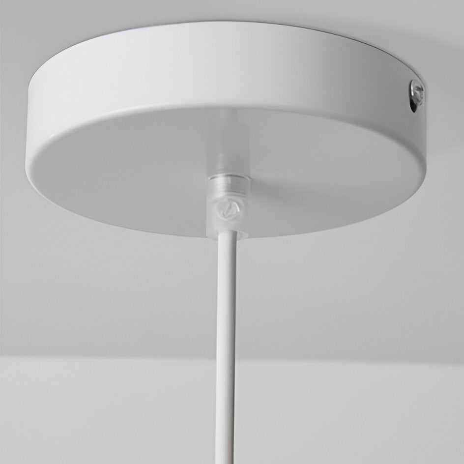 Minimalistyczna lampa sufitowa w stylu japandi