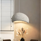 Minimalistyczna lampa sufitowa w stylu japandi