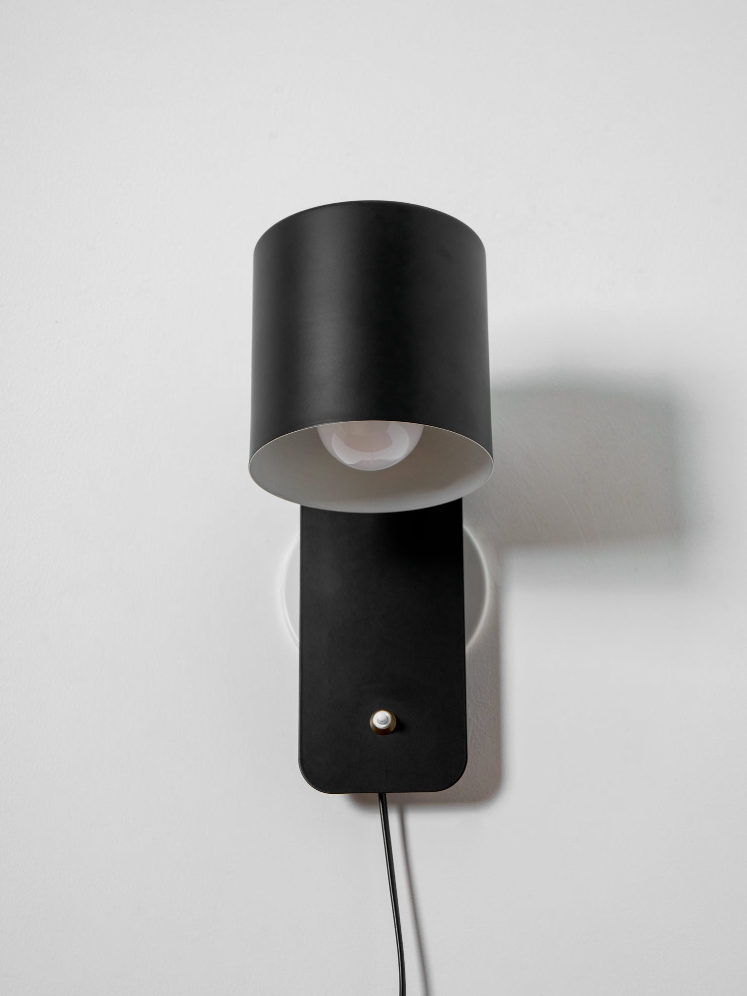 Obrotowa cylindryczną regulowana kinkietowa lampa ścienna