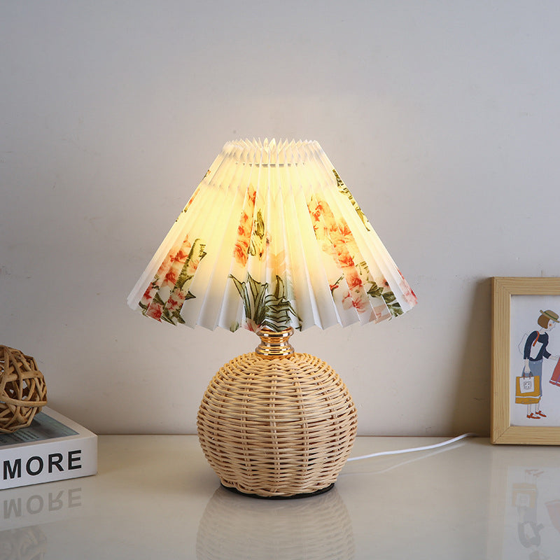 Lampa stołowa led podstawa rattanowa pleciona abażur plisowany