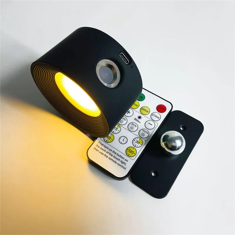 Minimalistyczna bezprzewodowa lampa ścienna z możliwością obrotu o 360°