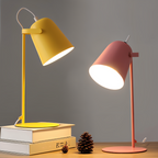 Regulowana nowoczesna lampa biurkowa LED z obrotowym kloszem