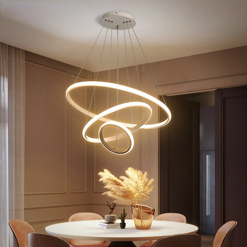 Minimalistyczny lampa wisząca LED z pływającymi pierścieniami do jadalni i salonów