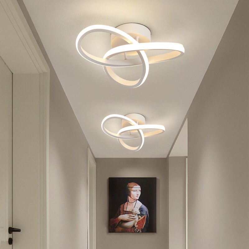 Regulowana energooszczędna lampa sufitowa LED z trzema pierścieniami