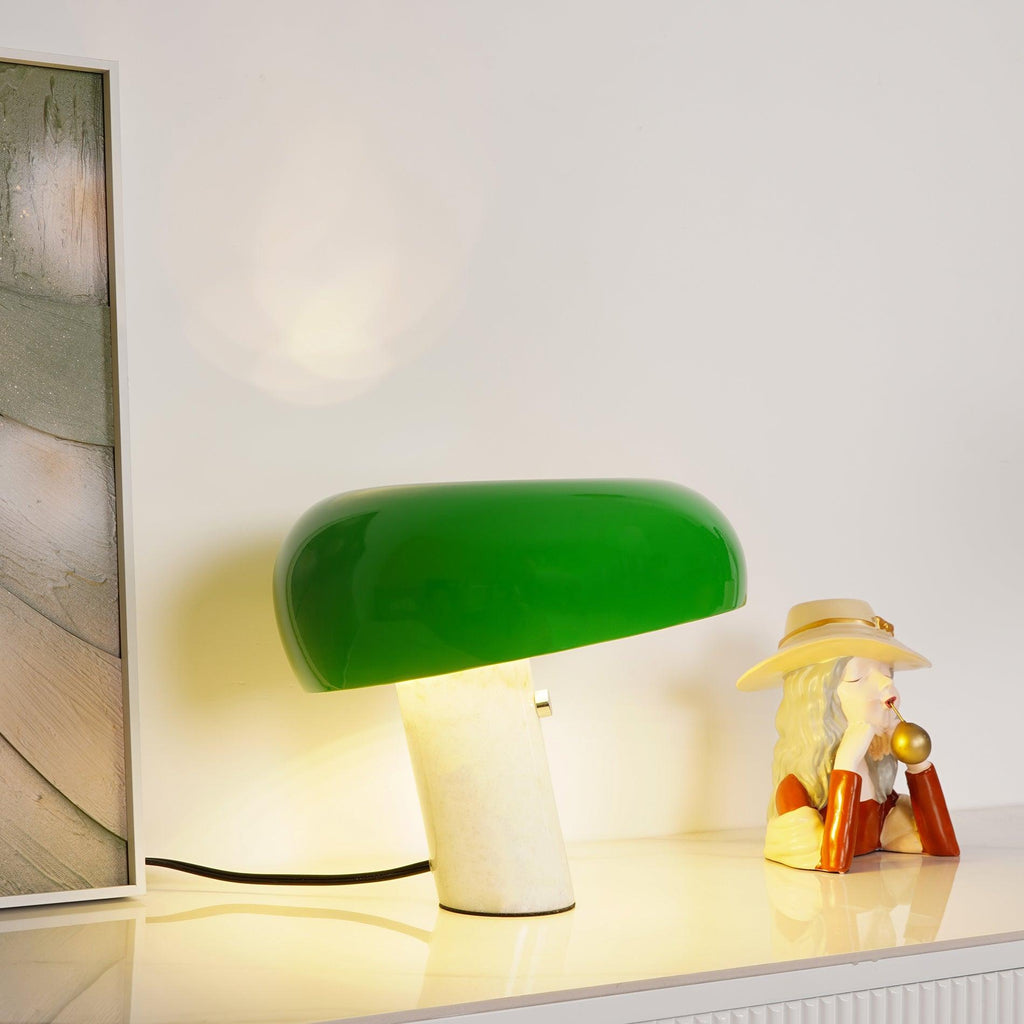 Marmurowa Lampa Stołowa – Subtelne Oświetlenie Dekoracyjne do Wnętrz
