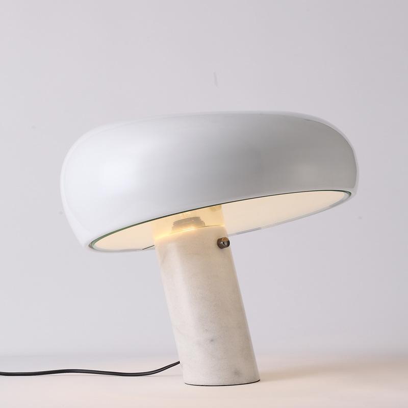 Marmurowa Lampa Stołowa – Subtelne Oświetlenie Dekoracyjne do Wnętrz