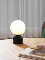 Nowoczesna lampa stołowa Orb Glow Kompaktowe światło otoczenia