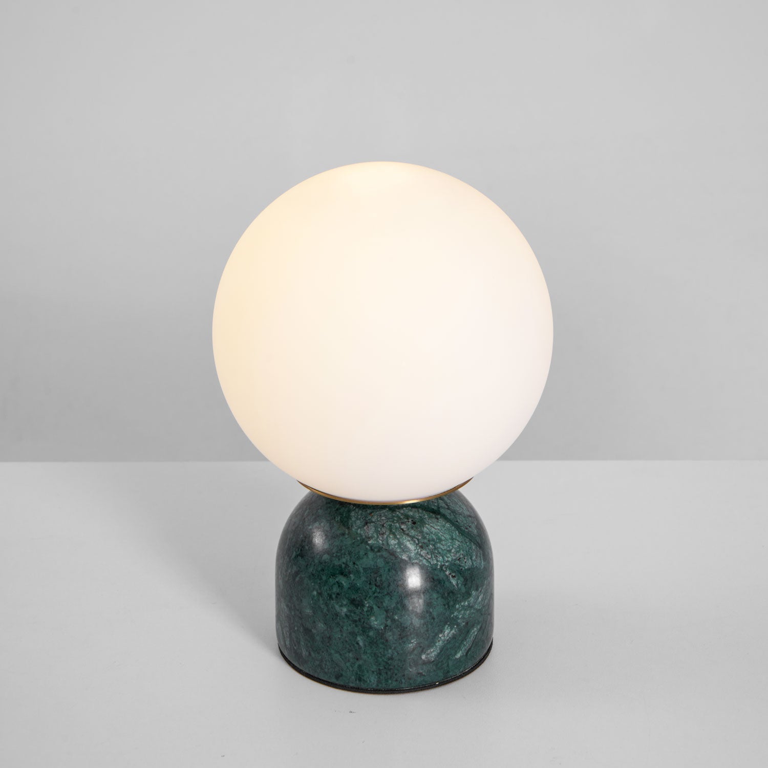 Nowoczesna lampa stołowa Orb Glow Kompaktowe światło otoczenia