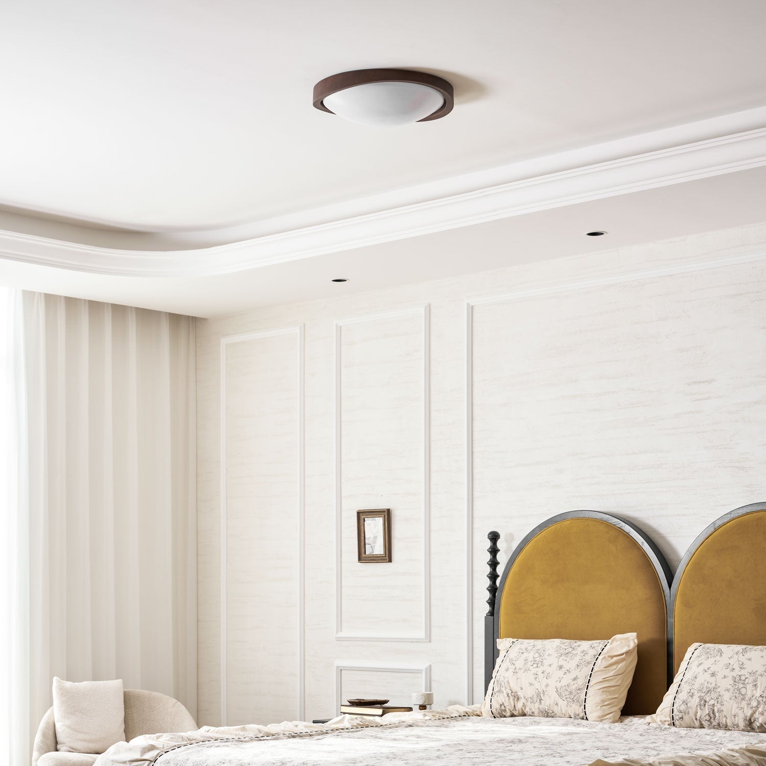 Orzechowy lampa sufitowa LED z zakrzywioną krawędzią do salonu