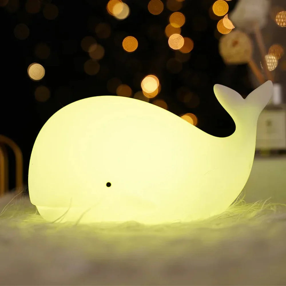 Uspokajająca lampka nocna LED Whale z ciepłym światłem