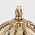 Zewnętrzna lampa w stylu vintage z kulistym kloszem Klasyczna lampa ogrodowa