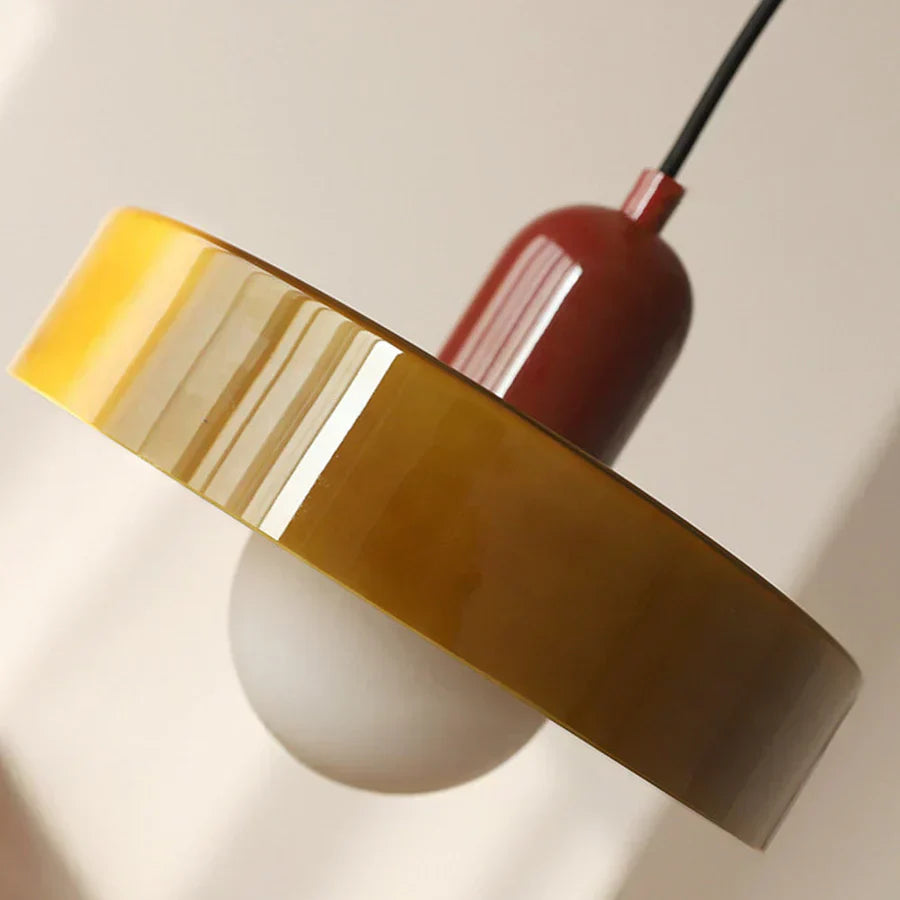 Stylowa marmurowa lampa wisząca sufitowa w stylu skandynawskim