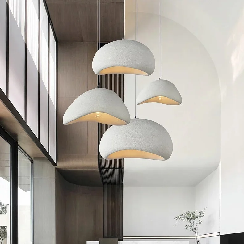 Minimalistyczna lampa sufitowa w stylu japandi