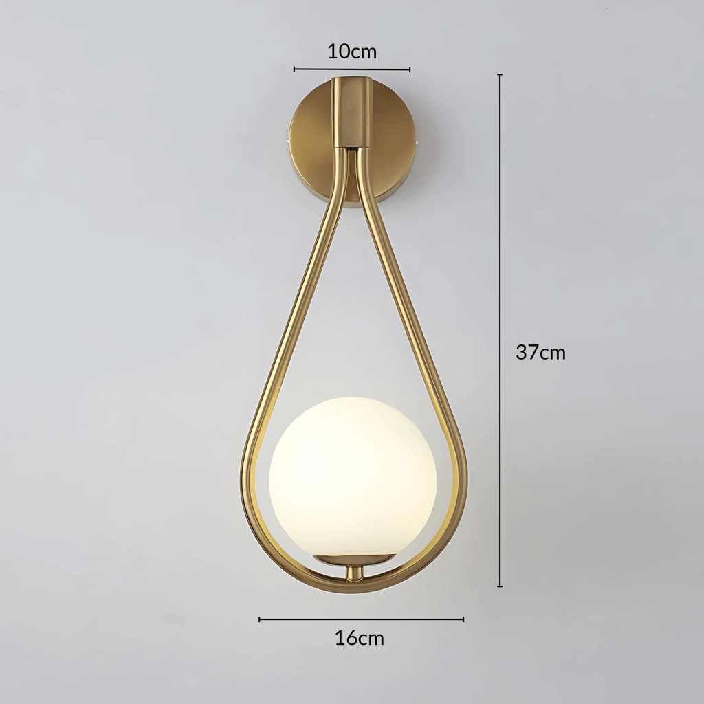 Nowoczesna lampa ścienna z kulą szklaną