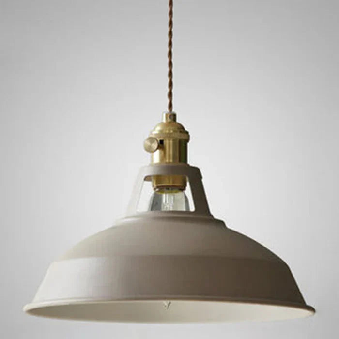 Wszechstronna lampa wisząca w stylu vintage