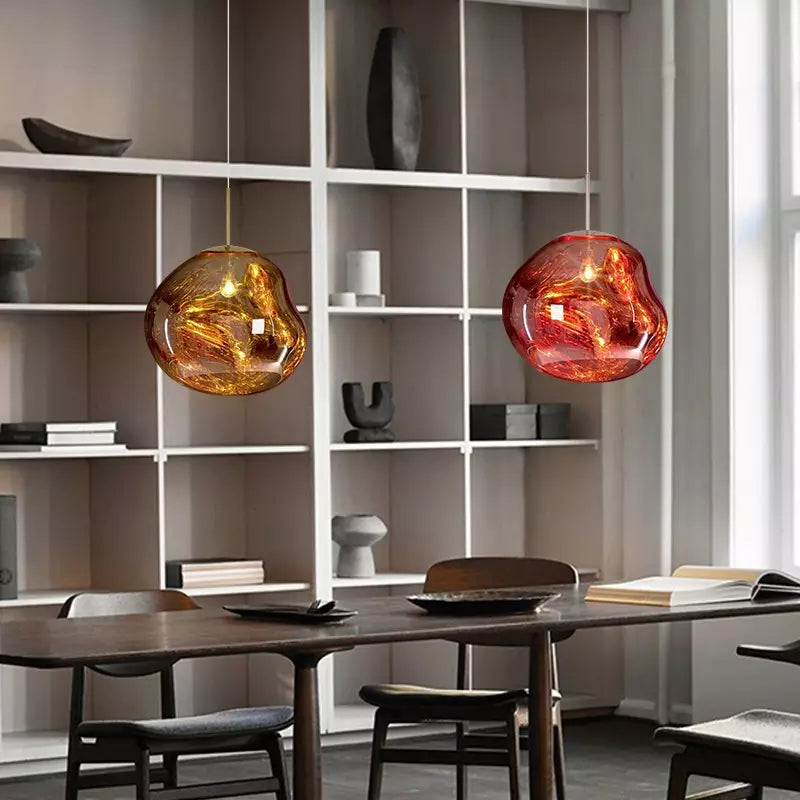 Lampa wisząca z efektem stopionego szkła – nowoczesna artystyczna