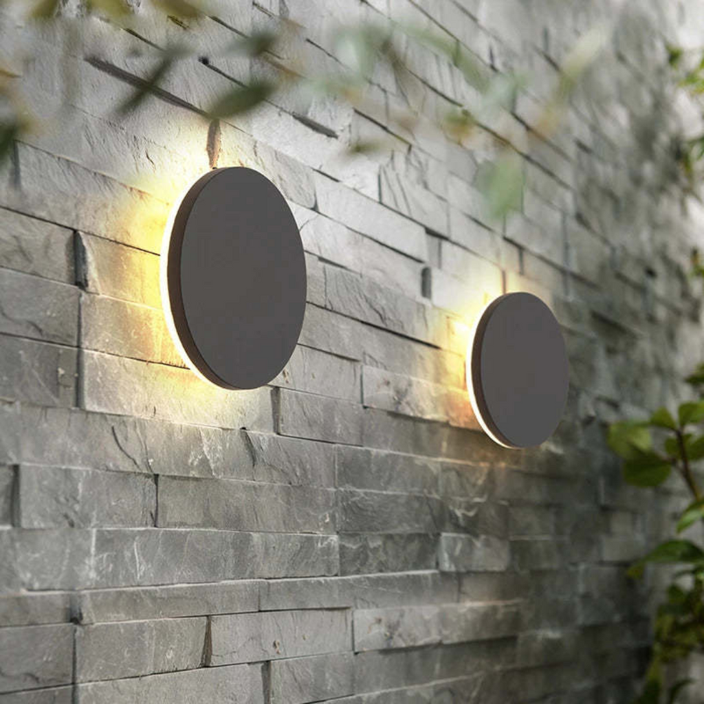 Elegancka minimalistyczna lampa ścienna LED do oświetlenia zewnętrznego