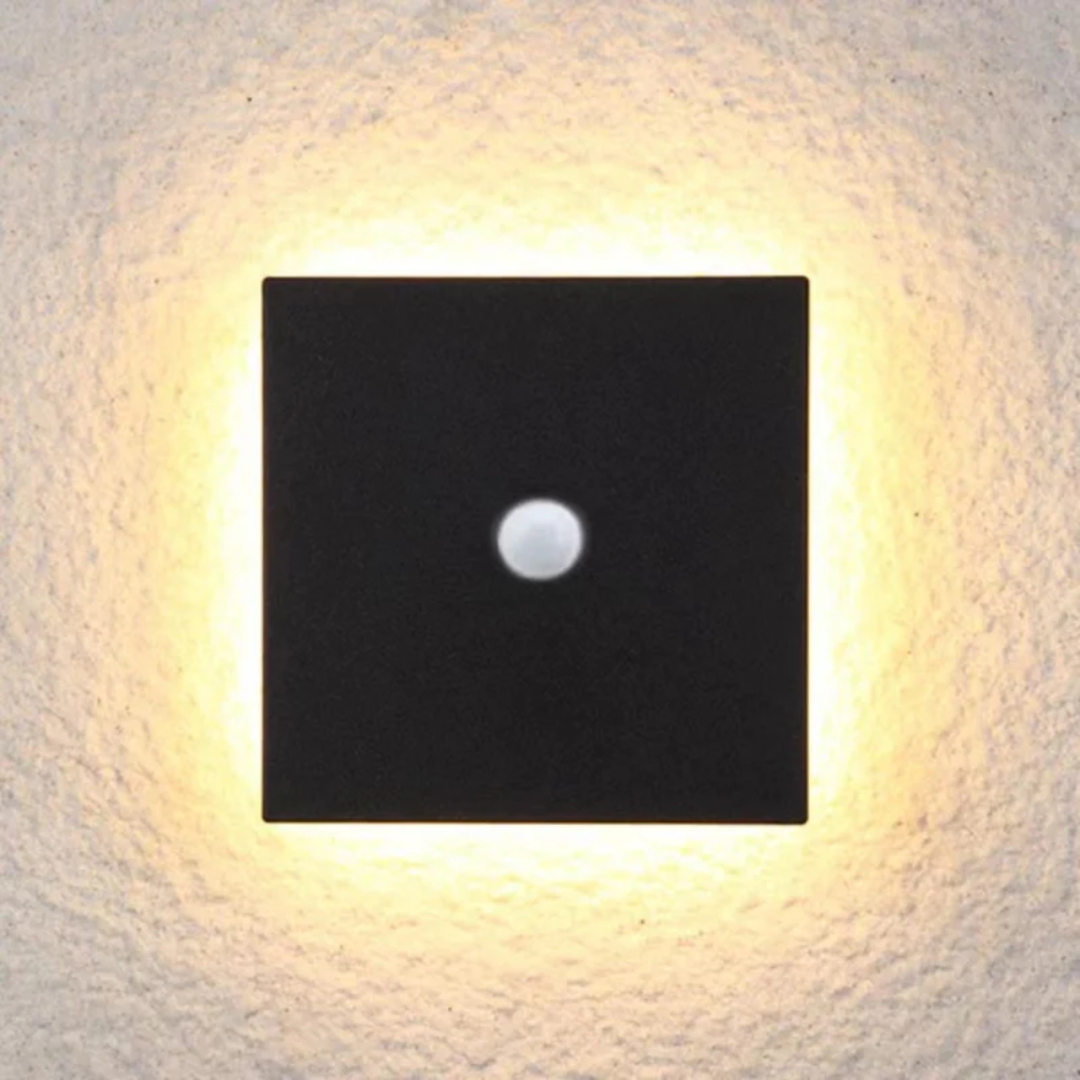 Elegancka minimalistyczna lampa ścienna LED do oświetlenia zewnętrznego