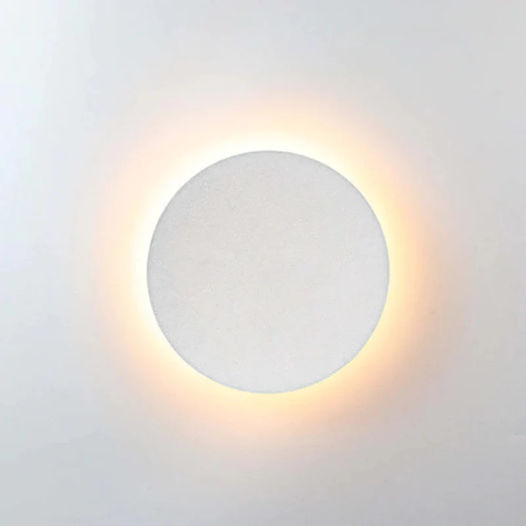 Elegancka minimalistyczna lampa ścienna LED do oświetlenia zewnętrznego