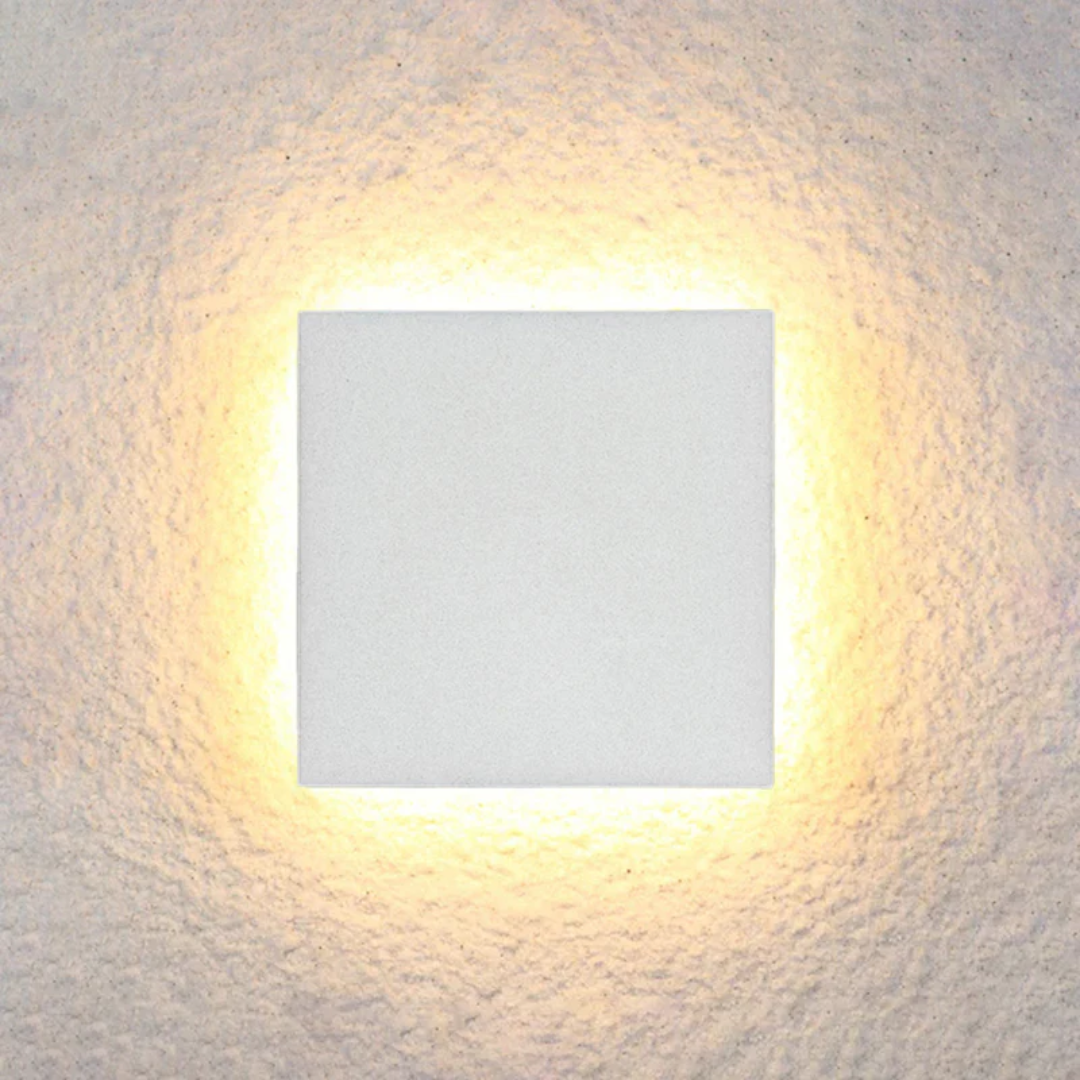 Elegancka minimalistyczna lampa ścienna LED do oświetlenia zewnętrznego