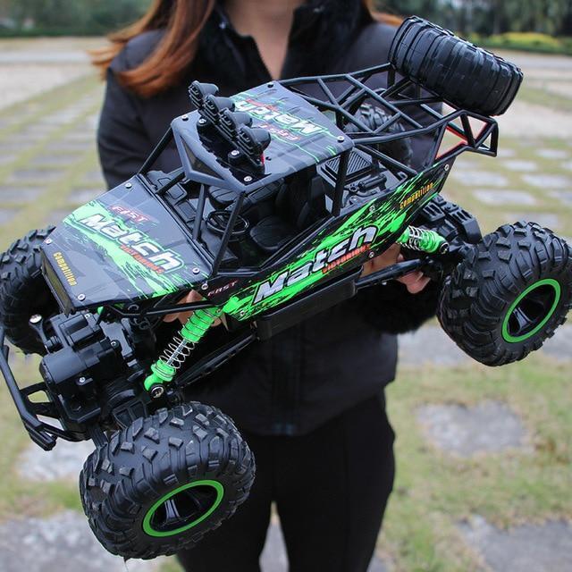 Potężna zdalnie sterowana ciężarówka terenowa 4x4